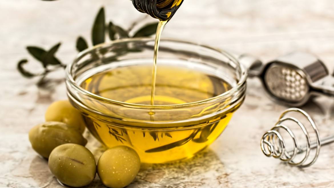Tipi di olio da usare in cucina: il consiglio degli esperti